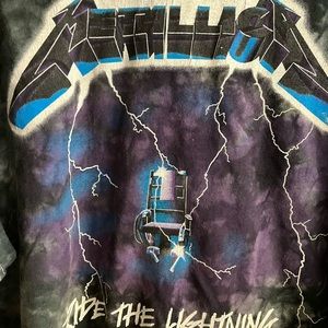Tie dye Metallica T-shirt. XXL athletic fit. Vintage look and appeal.